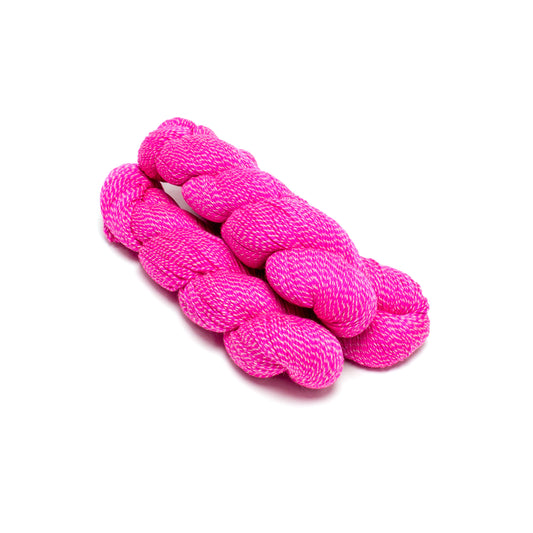 Loop Fiber Studio Fingering- Kiss