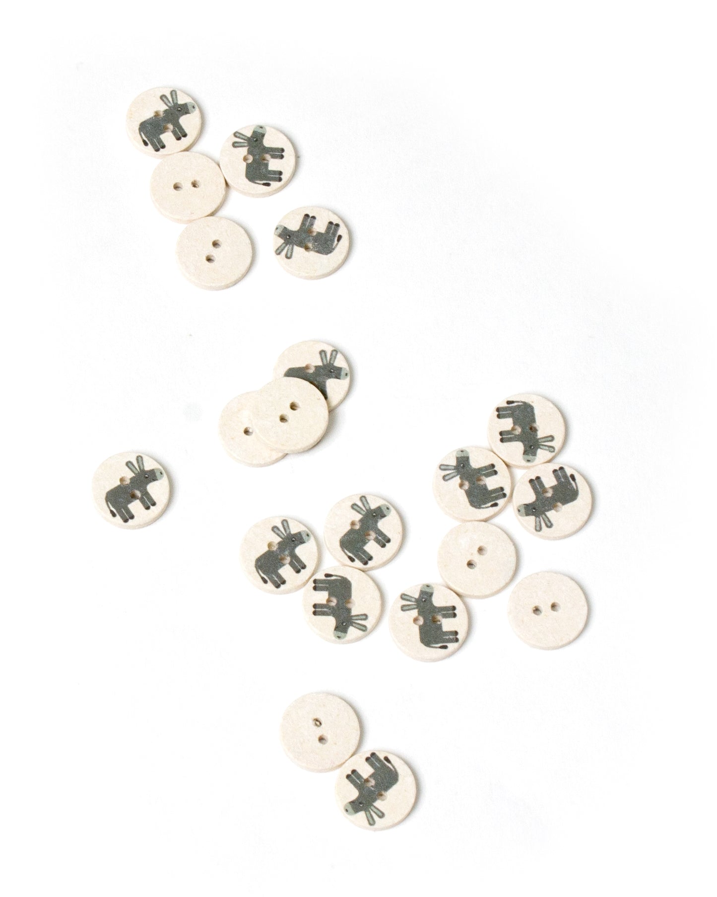 Coco Shell Buttons with Grey Donkey 15mm