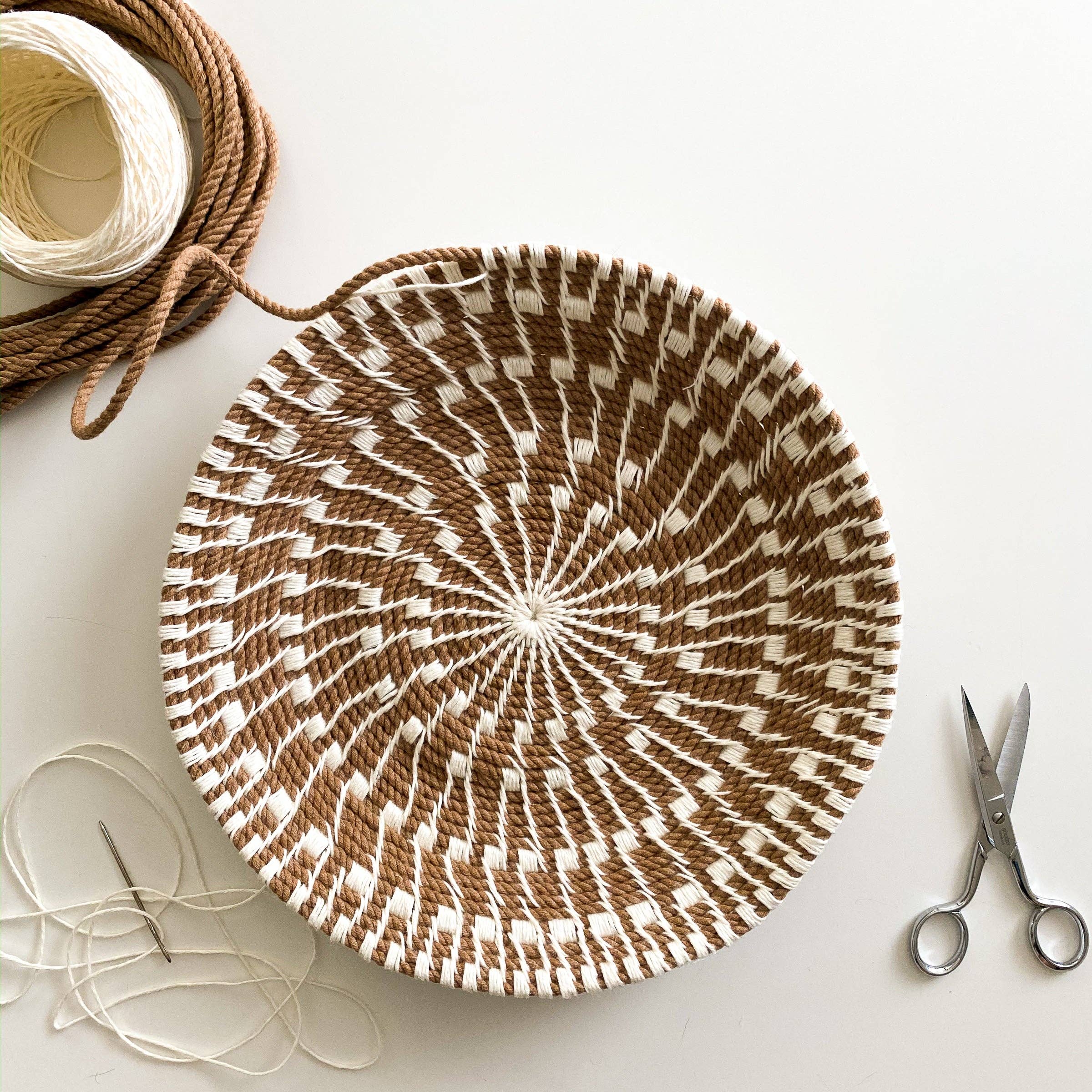 Sunburst Basket Kit: Parchment