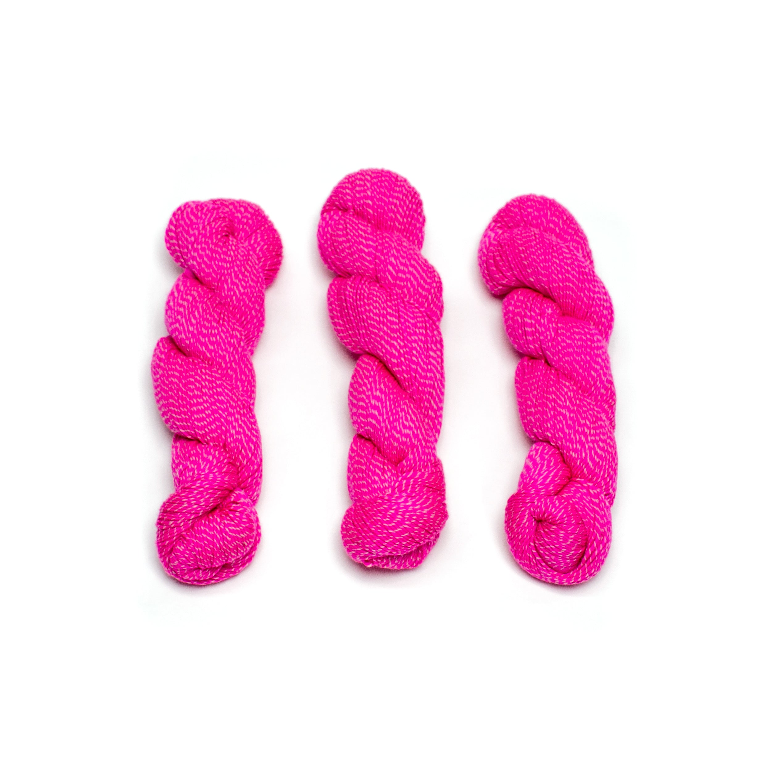 Loop Fiber Studio Fingering- Kiss