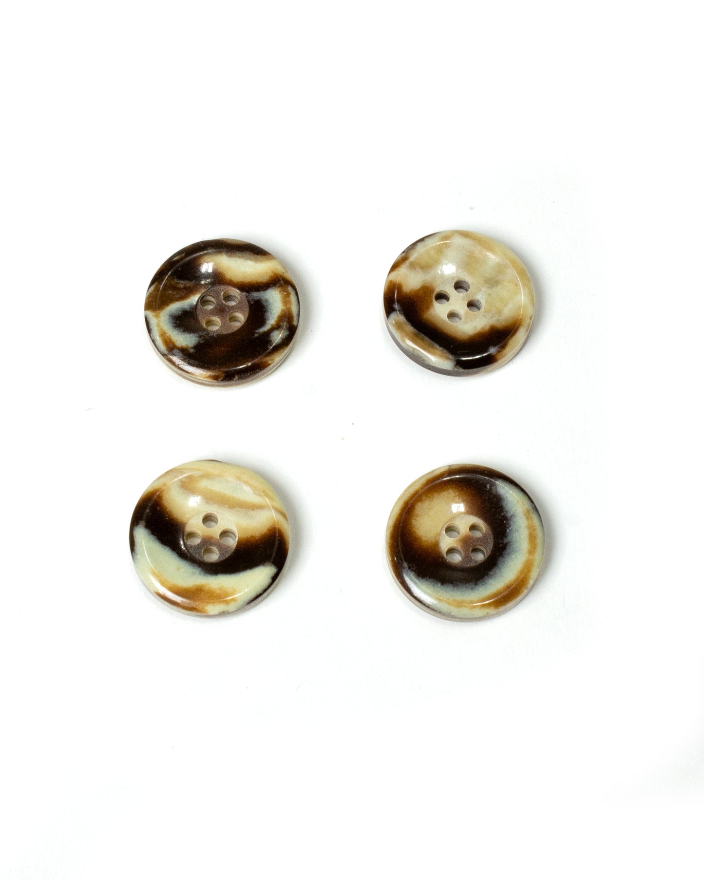 Recycled Horn Ombré Buttons 25mm