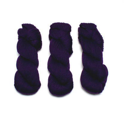 Cascade 220- Italian Plum 8886