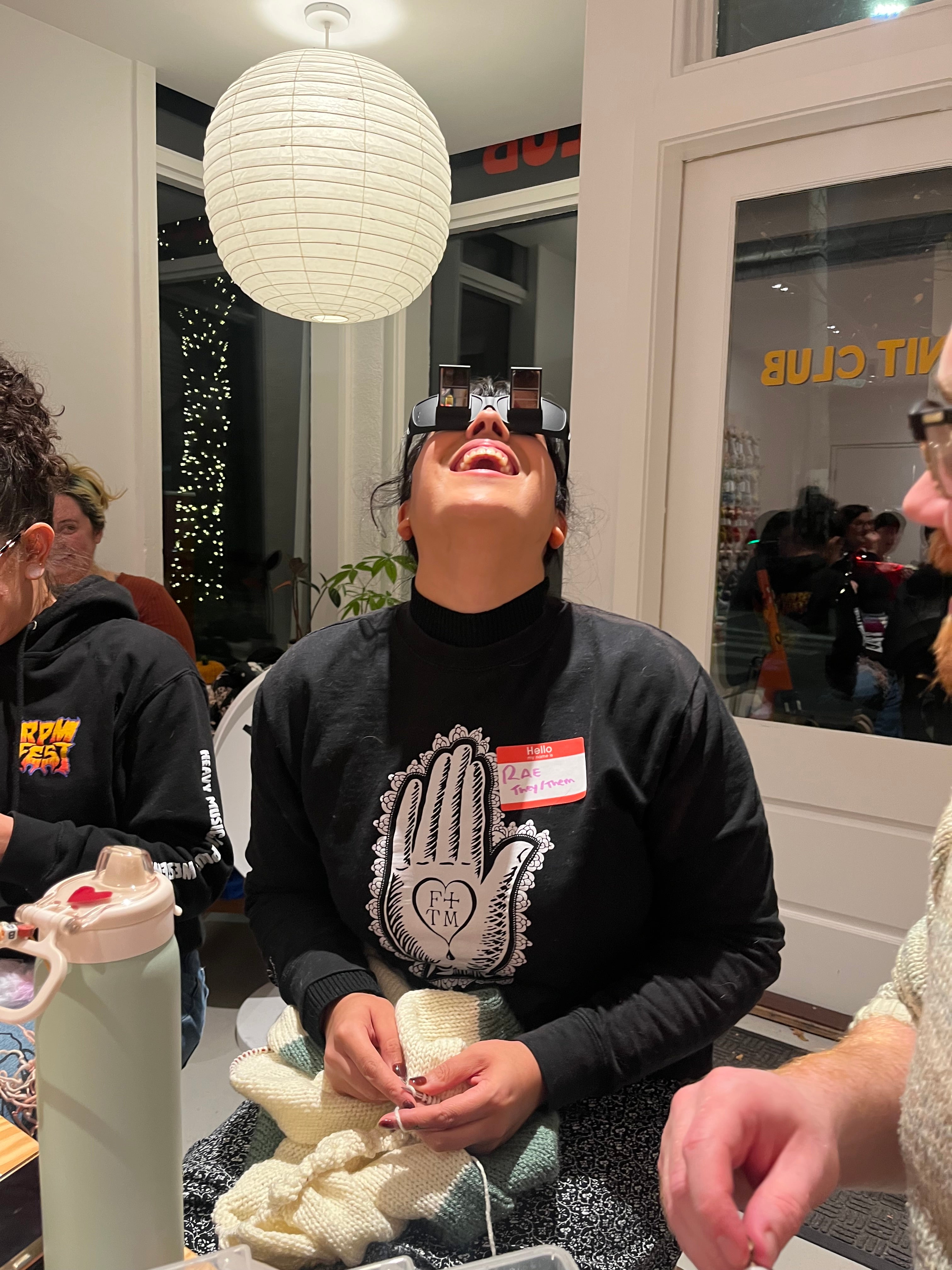 Stoned Stitching Circle