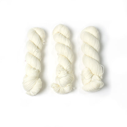 Madeline Tosh Twist Light - Natural